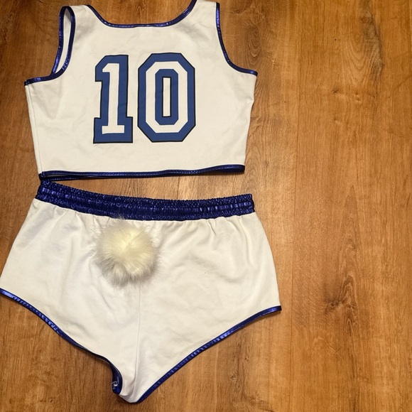 SHEIN White and Blue Bunny Squad Set - Picture 3 of 3